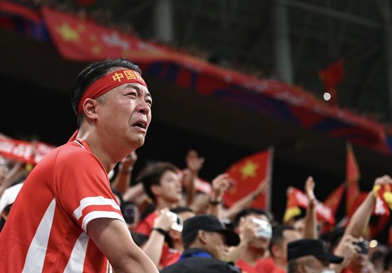 王钰栋点杀巴林，国足世预赛终局：塔基不牢，四年后仍是无解题