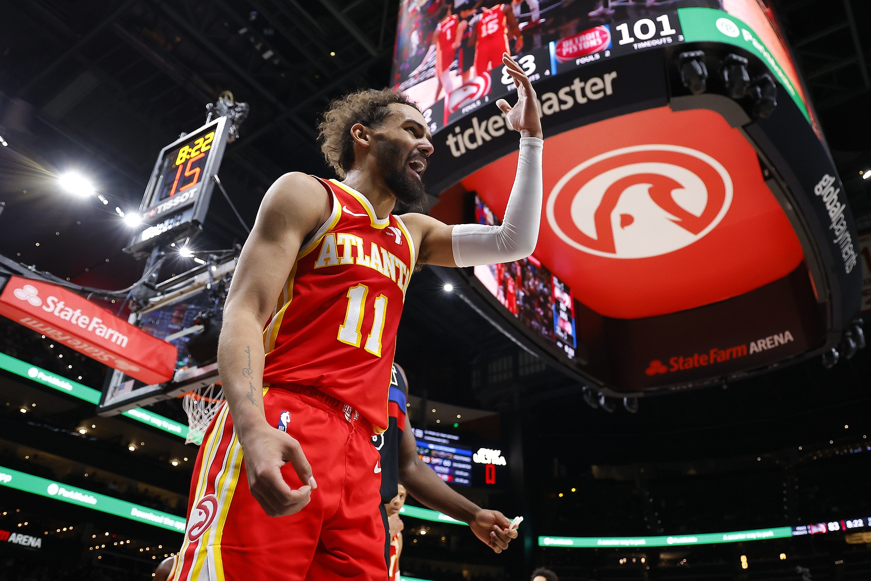 NBA早报：火箭五连败，巴特勒首秀勇士擒公牛，约基奇三节三双