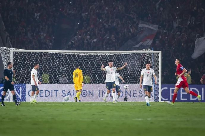 六届无缘世界杯:国足实力仍未触底,“腰无力”或再困两届 六届无缘世界杯:国足实力仍未触底,“腰无力”或再困两届