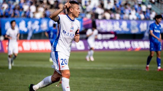 38岁于汉超3分钟双响 申花全华班3-0淘汰无锡吴钩晋级足协杯16强