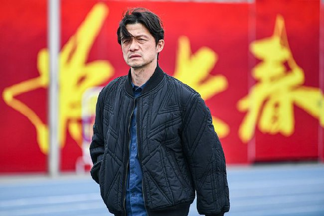 谢晖下课！亚泰0-3负海牛追平队史最差开局，保级警报拉响