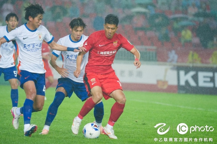 张俊杰世界波制胜 海港富盛经开客场1-0力克泰山B队 张俊杰世界波制胜 海港富盛经开客场1-0力克泰山B队