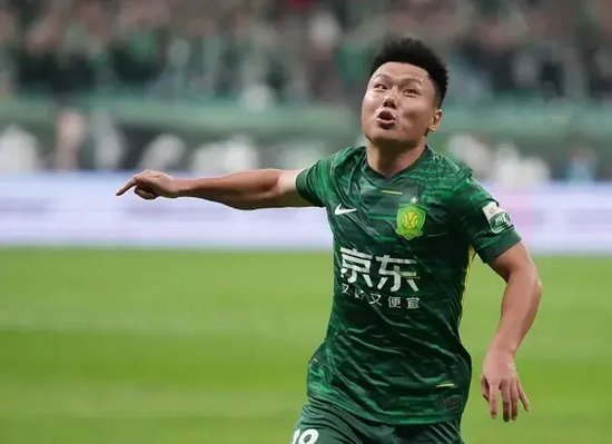 方昊破门救主：进球献给手术兄长及伤兵队友