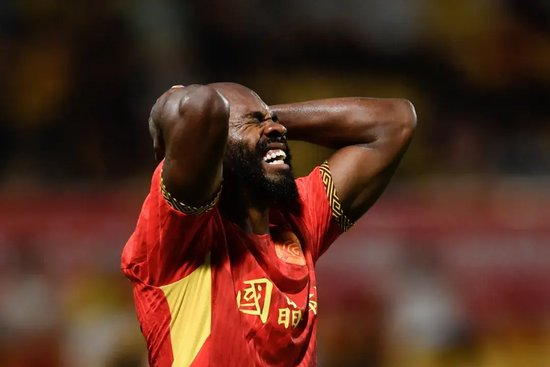 广州豹客场3-1力克广西平果 崔星隆罗萨联手制造三球