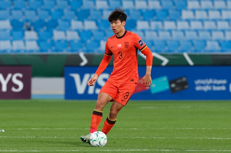 贺一然绝杀塔吉克斯坦:定位球战术执行到位,U23国足1-0取胜 贺一然绝杀塔吉克斯坦:定位球战术执行到位,U23国足1-0取胜