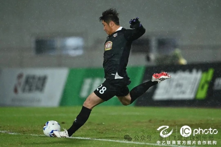 十人厦门飞鹭客场0-1告负 三连胜止步温州
