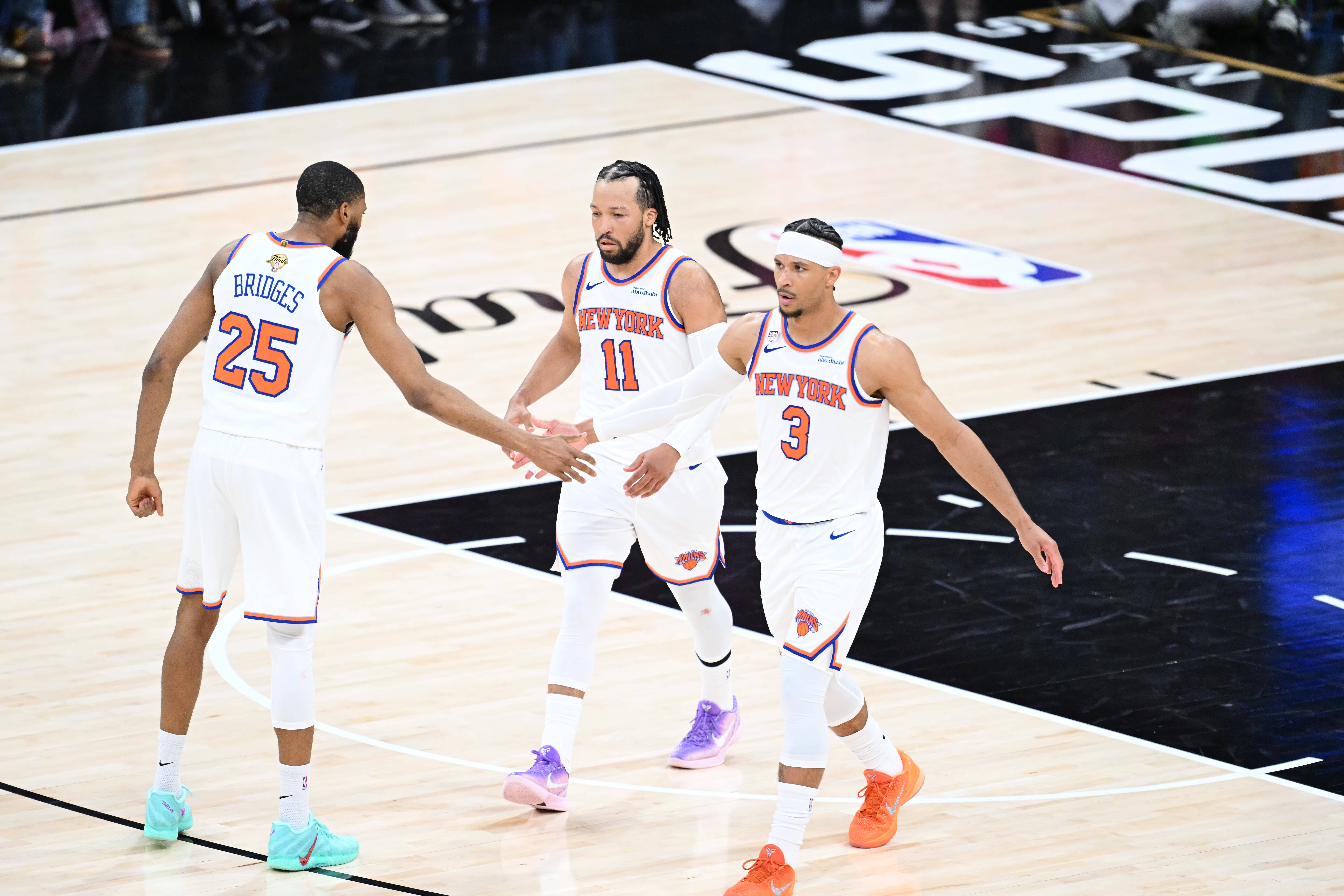 布伦森降薪1.13亿，邓肯诺维茨基詹姆斯杜兰特哈登皆曾为夺冠减薪