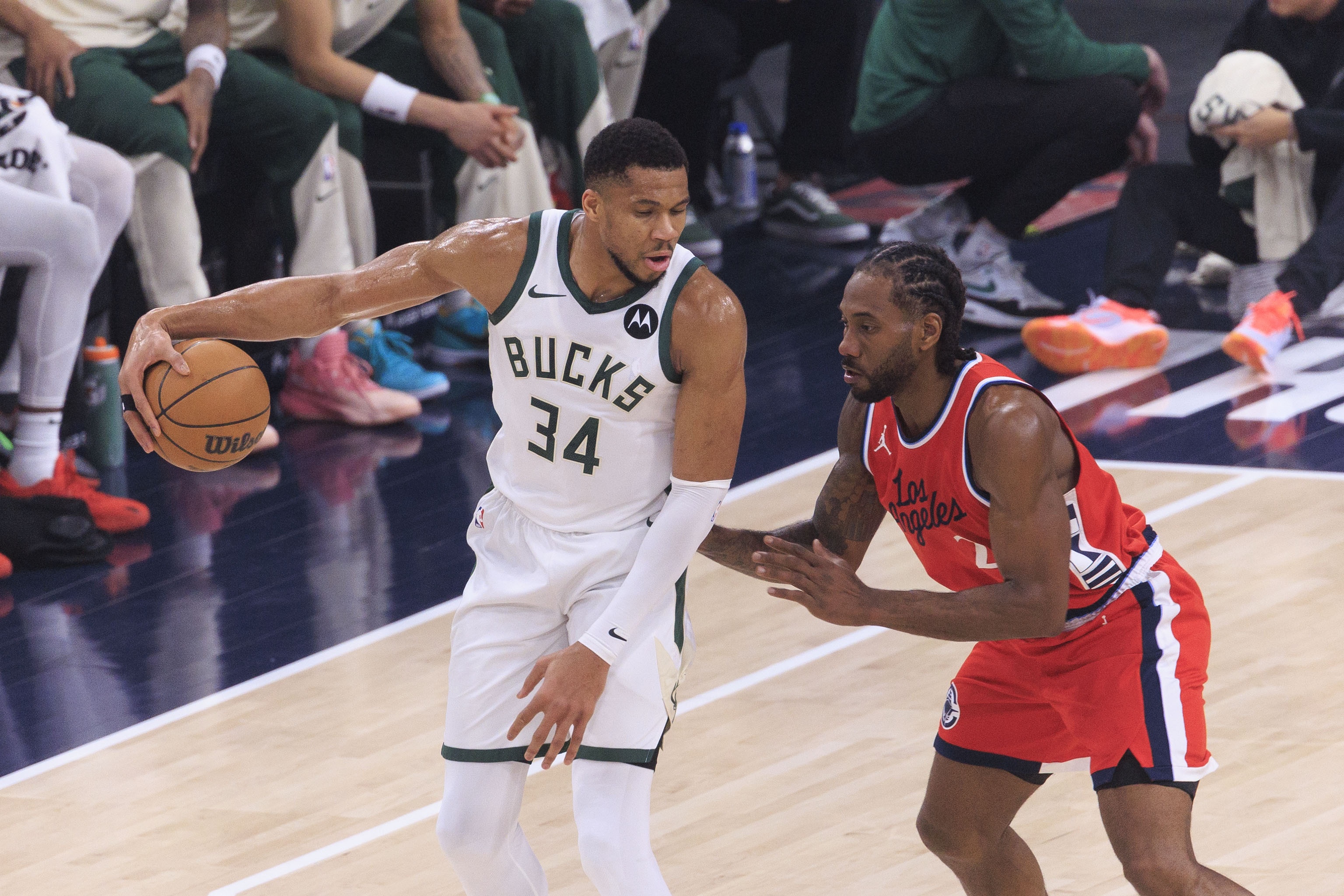 Windhorst：选秀前交易字母哥需报价含今年首轮签