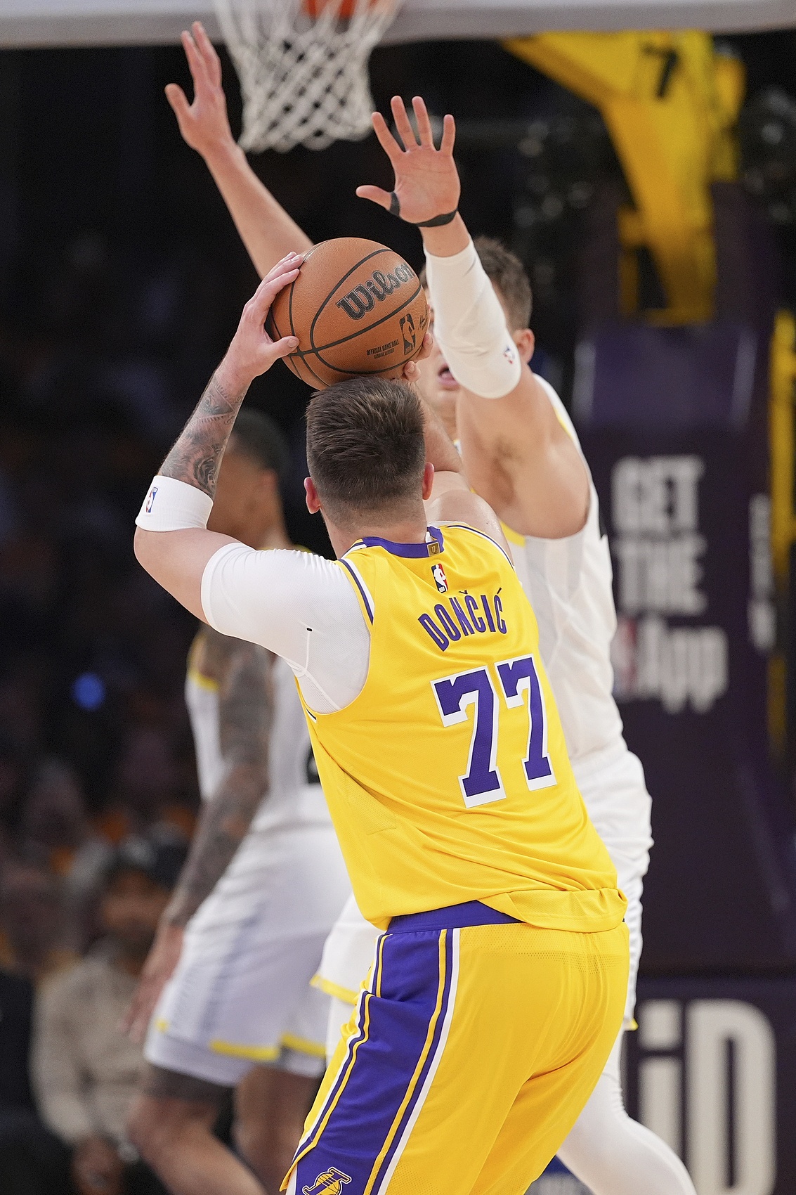 东契奇点名要中锋!湖人锁定杜伦凯斯勒 伊森成性价比首选 东契奇点名要中锋!湖人锁定杜伦凯斯勒 伊森成性价比首选
