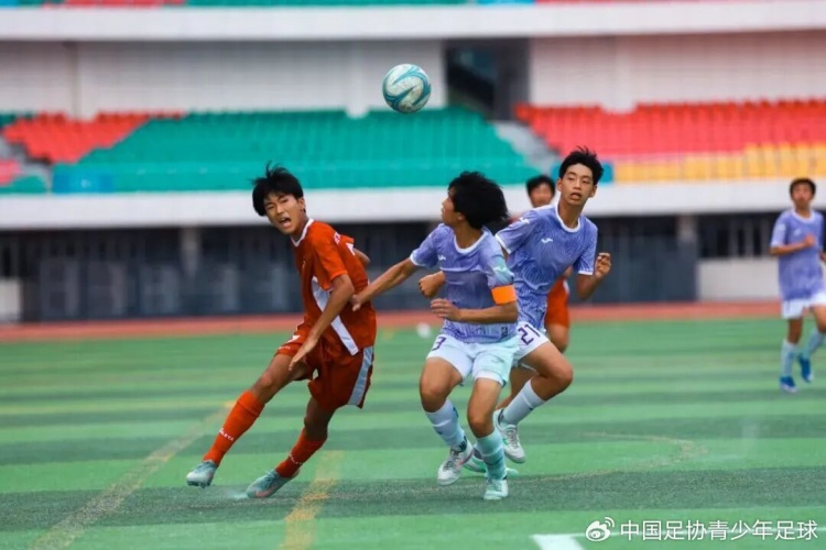 中青赛南京U15组收官 栗之星夺冠宋昊哲揽金靴 中青赛南京U15组收官 栗之星夺冠宋昊哲揽金靴