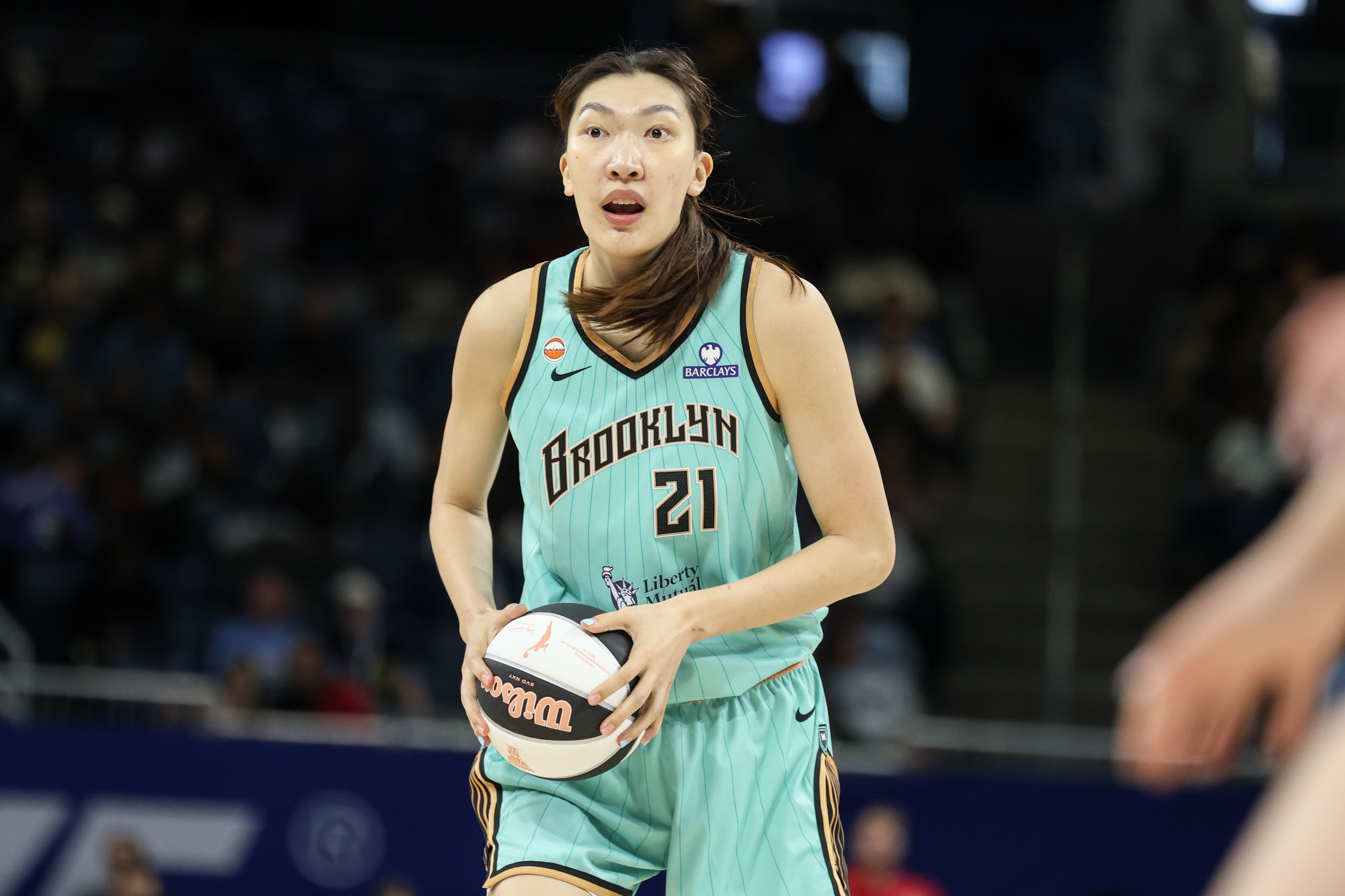 从视频实习生到WNBA主帅:德马科的14年湾区情结与纽约新征程 从视频实习生到WNBA主帅:德马科的14年湾区情结与纽约新征程