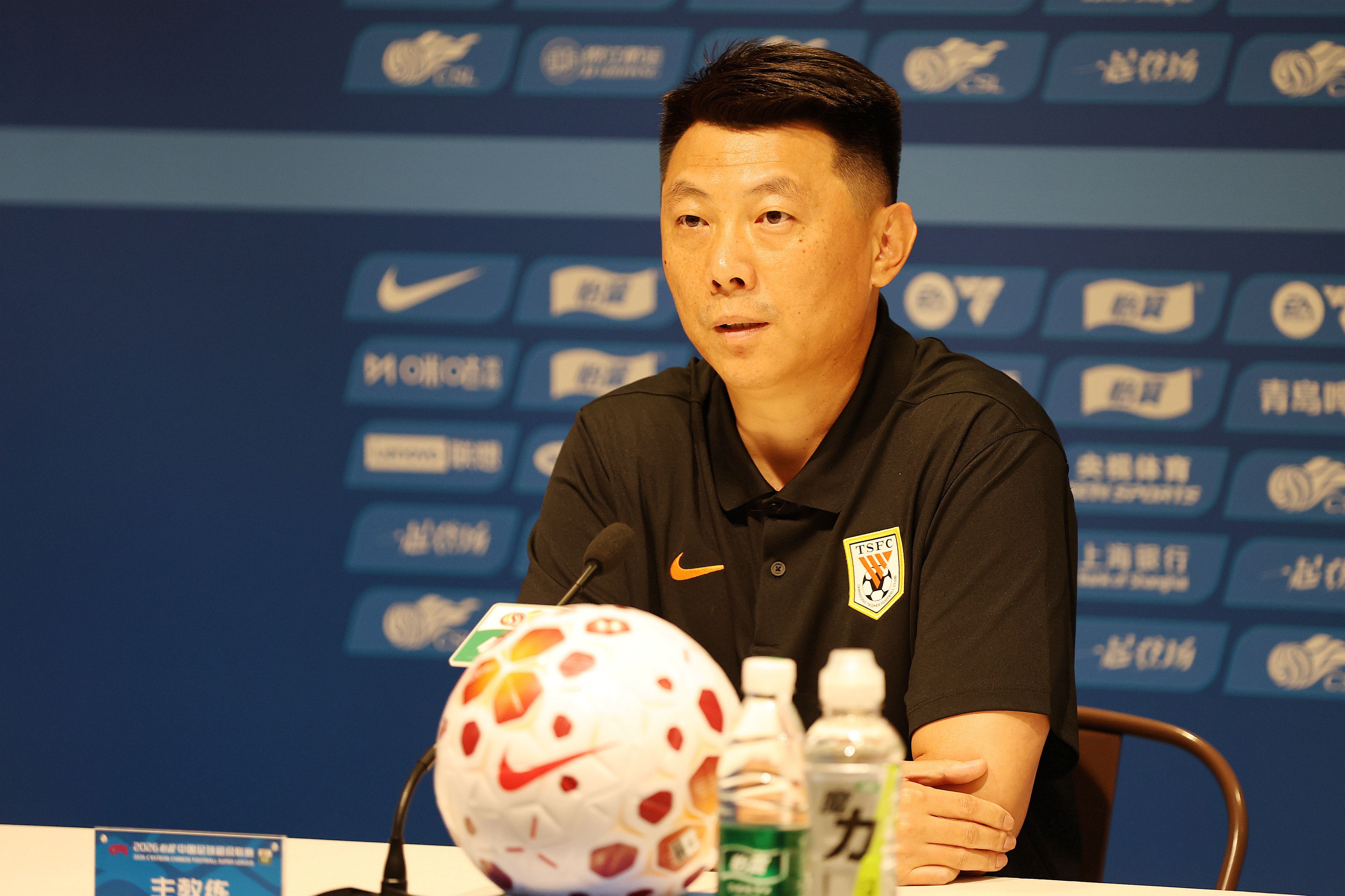 客场1-0终结十年不胜 泰山十人零封海港 客场1-0终结十年不胜 泰山十人零封海港