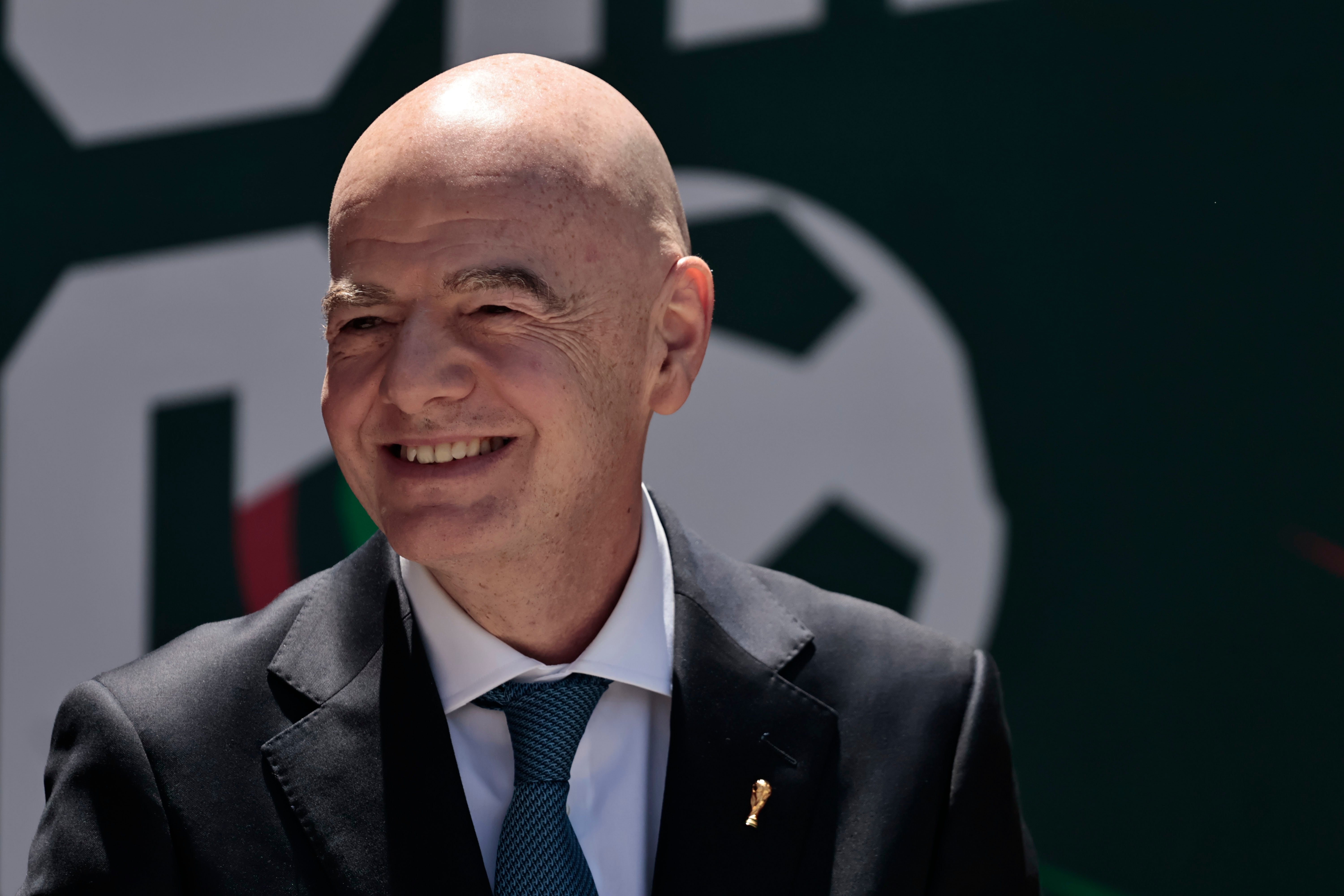 非足联五势力力挺因凡蒂诺,FIFA主席保位战获非洲54票关键筹码 非足联五势力力挺因凡蒂诺,FIFA主席保位战获非洲54票关键筹码