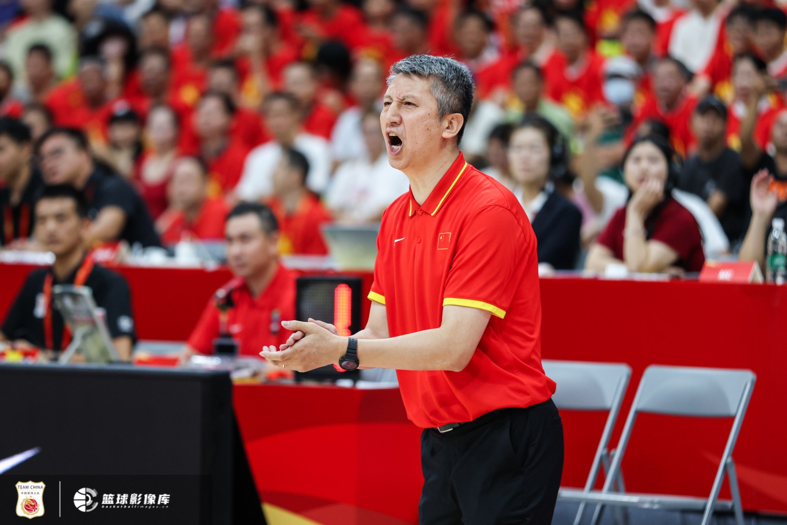 绝活!郭士强盒子战术屡奏效 杨瀚森2进关键球 去年胡明轩险绝杀