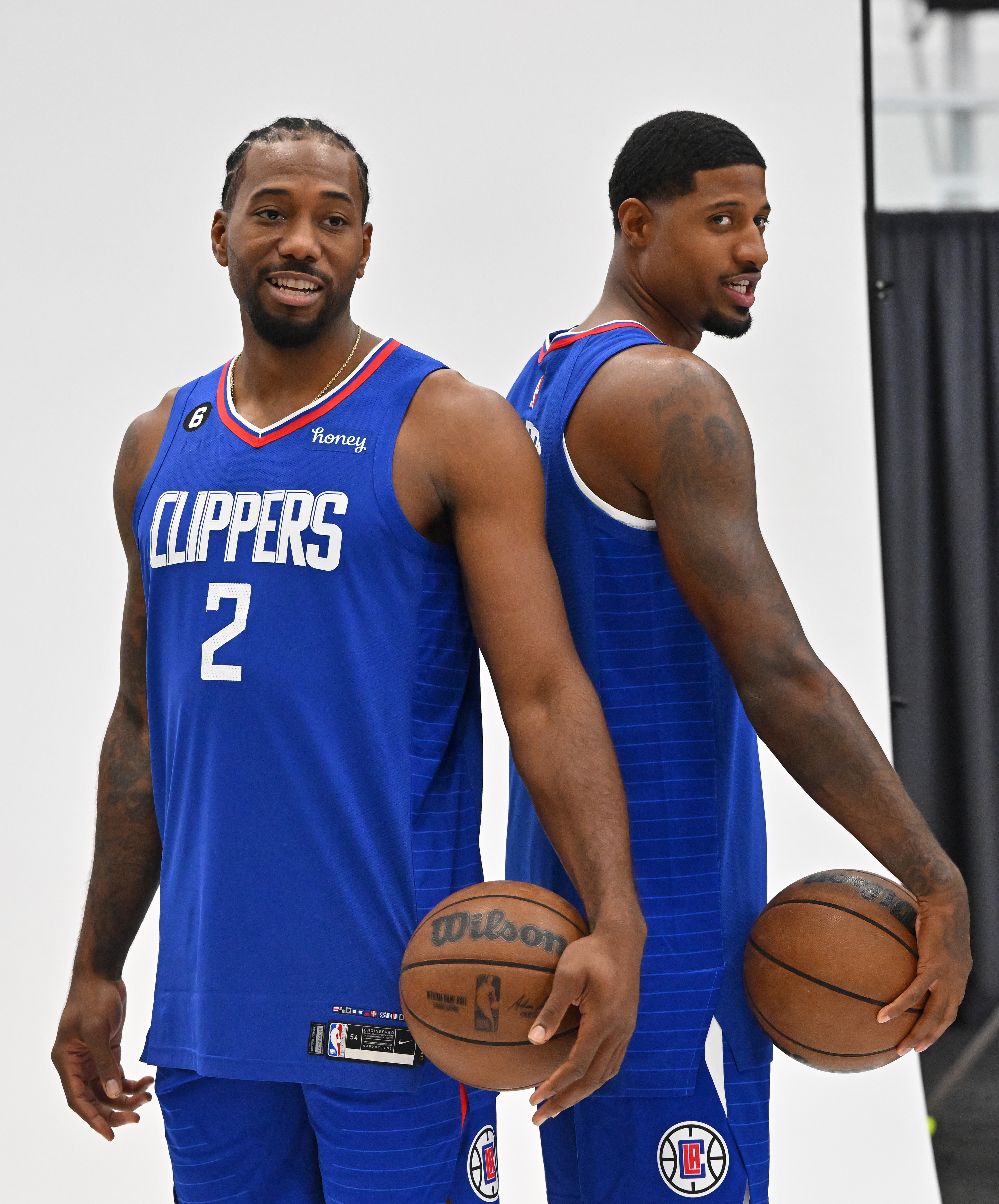 NBA最差签约?快船为伦纳德付出10首轮 灾难程度远超送走东契奇? NBA最差签约?快船为伦纳德付出10首轮 灾难程度远超送走东契奇?